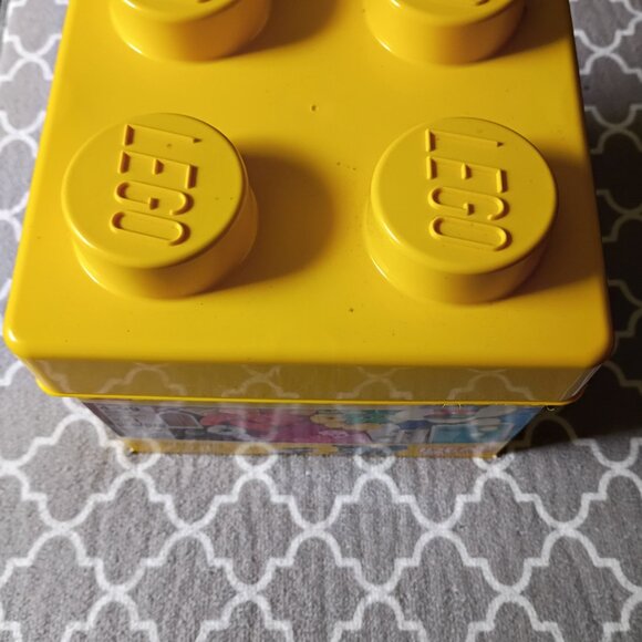 LEGO - Picture 2 of 7